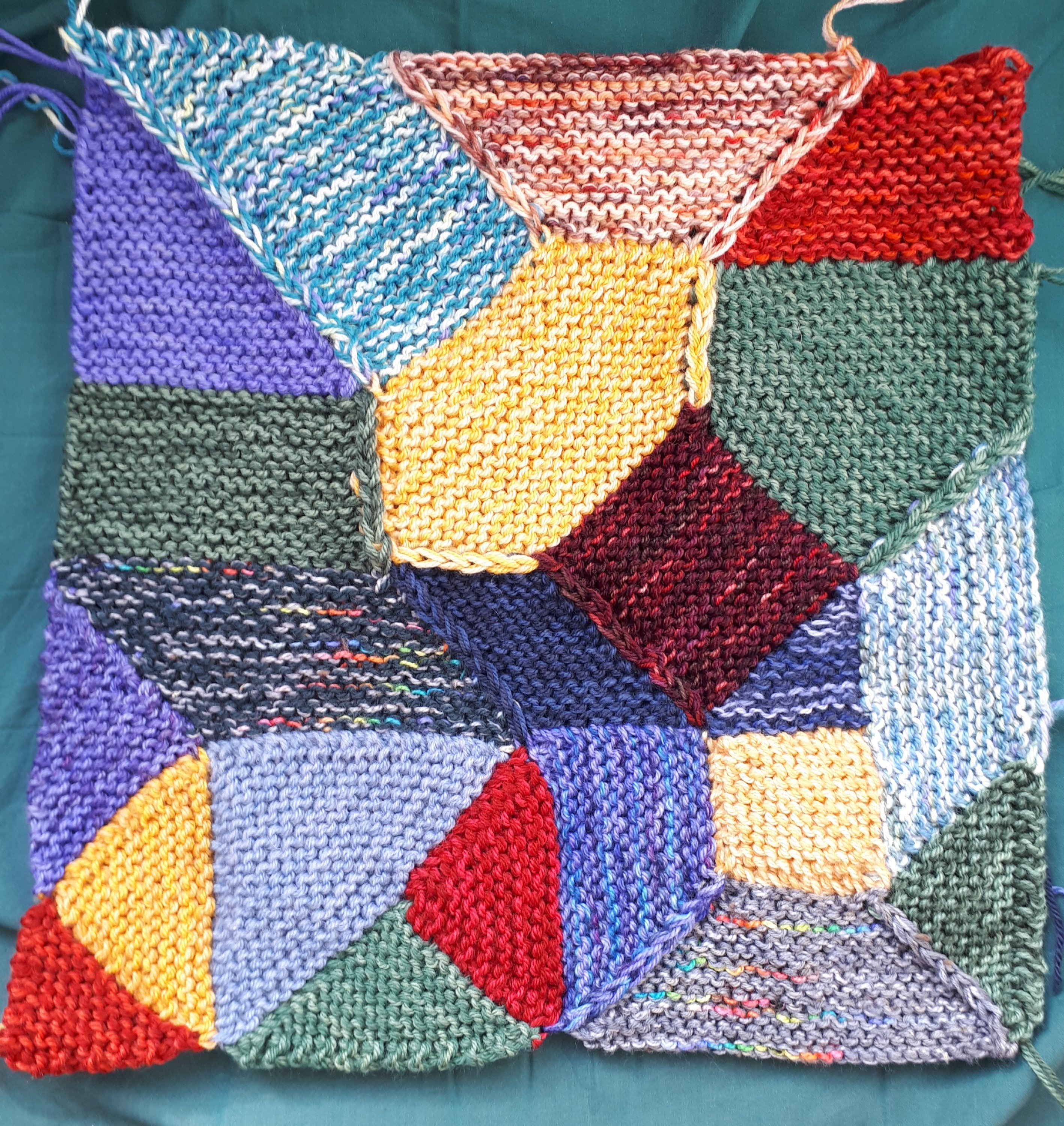 Modular knitting continues – Deb Gemmell: Top Down, Gauge Free and